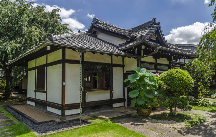 128 - Tokyo - barrio de Yanesen - templo de Tennoji
